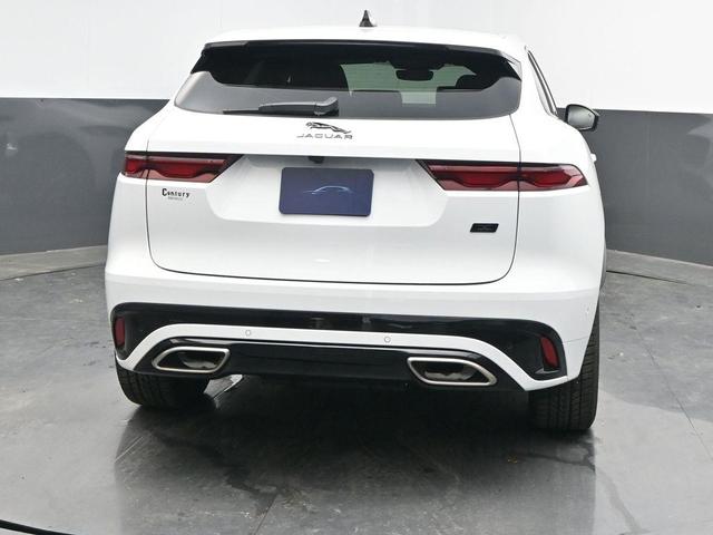 Photo of 2026 Fuji White Jaguar F-PACE