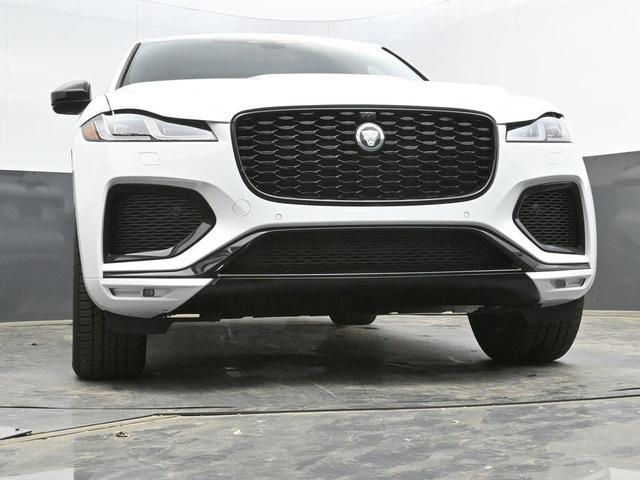 Photo of 2026 Fuji White Jaguar F-PACE
