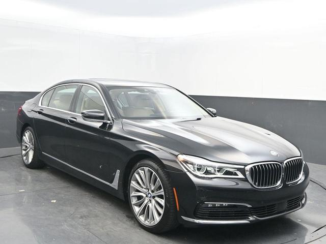 2016 BMW 750