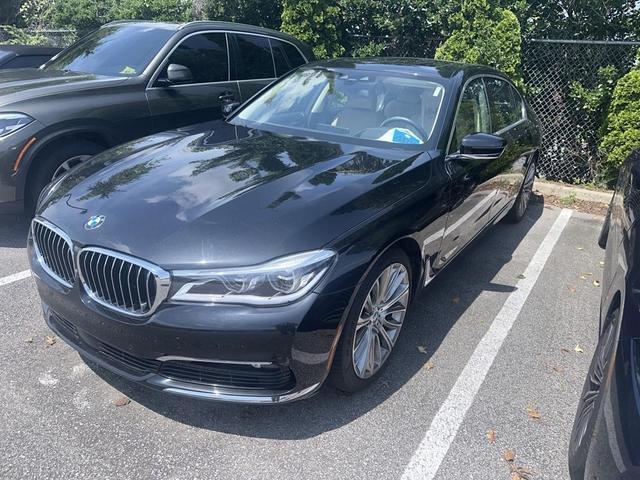 2016 BMW 750