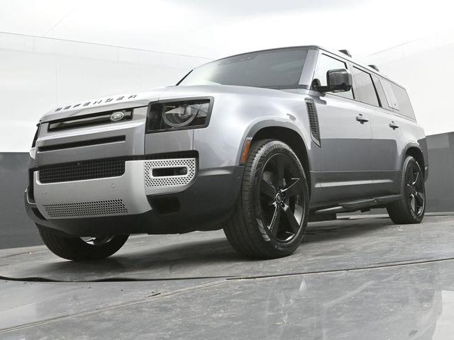Photo of 2024 Eiger Grey Land Rover Defender