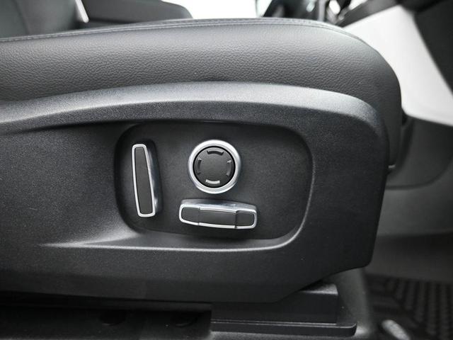 Photo of 2024 Eiger Grey Land Rover Defender