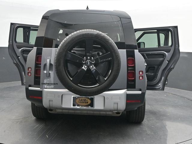 Photo of 2024 Eiger Grey Land Rover Defender