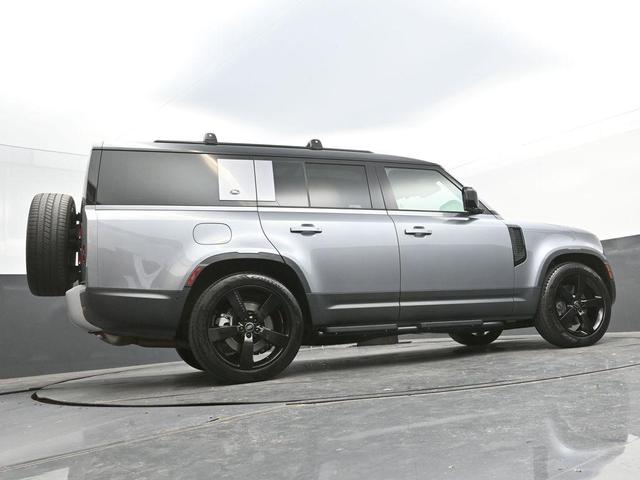 Photo of 2024 Eiger Grey Land Rover Defender