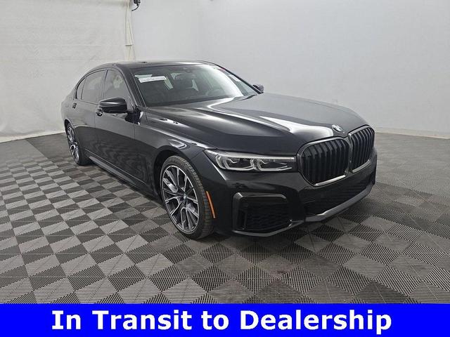 2022 BMW 750