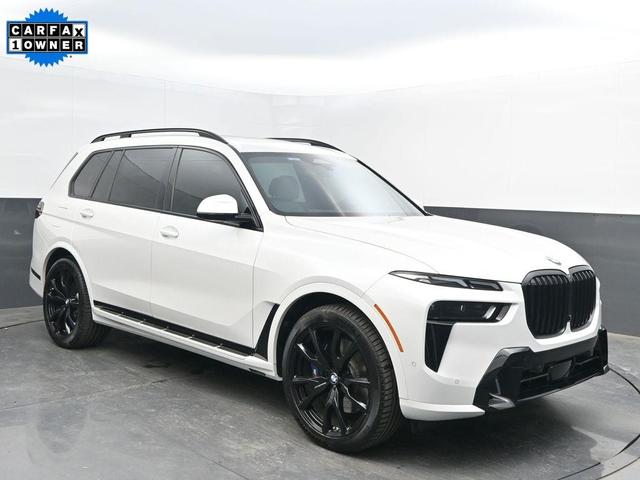 2023 BMW X7