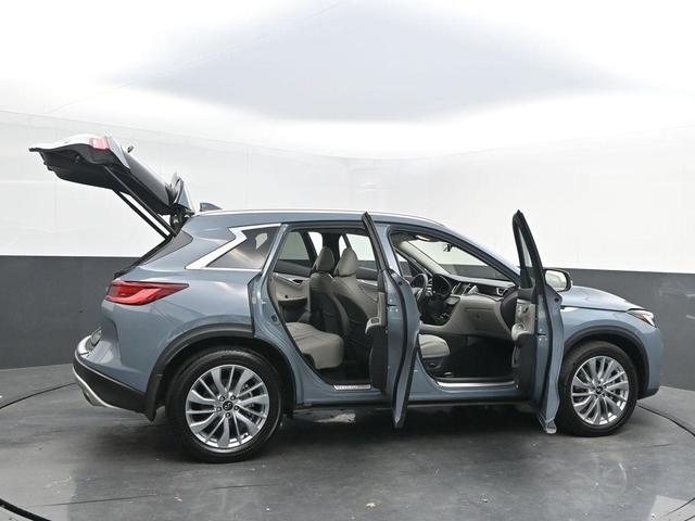Photo of 2024 Slate Gray INFINITI QX50