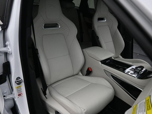 Photo of 2026 Ostuni Pearl White Jaguar F-PACE