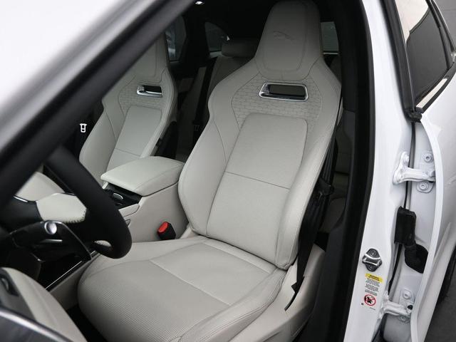Photo of 2026 Ostuni Pearl White Jaguar F-PACE