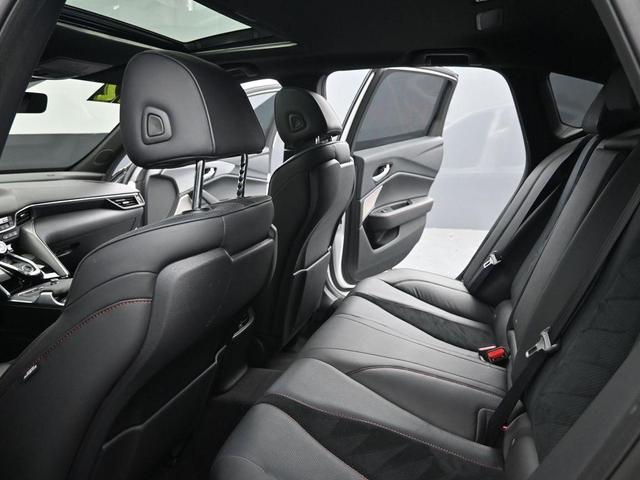 Photo of 2022 Platinum White Pearl Acura TLX