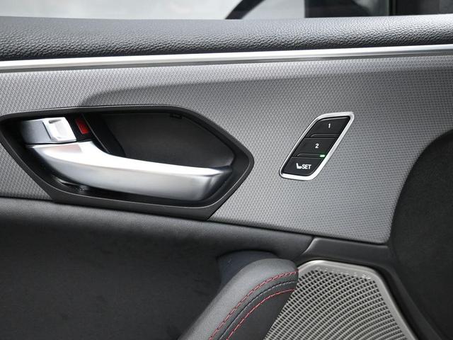Photo of 2022 Platinum White Pearl Acura TLX