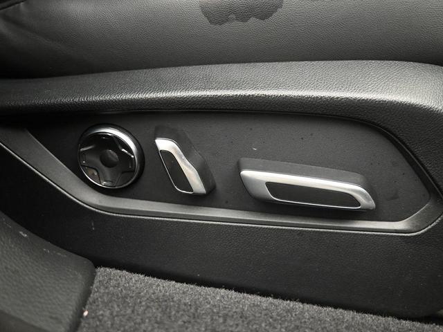 Photo of 2022 Platinum White Pearl Acura TLX
