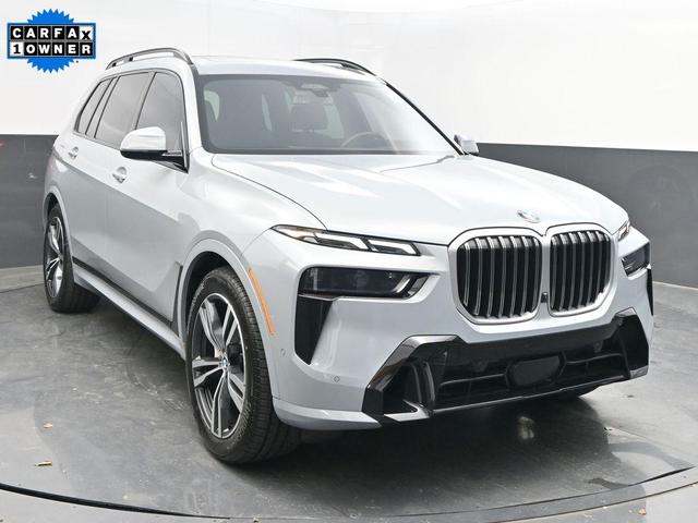 2023 BMW X7