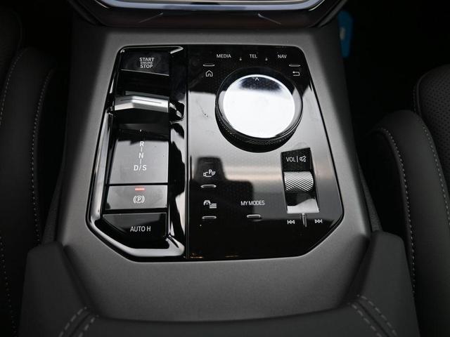 Photo of 2026 Alpine White BMW X3