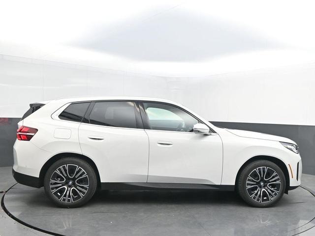 Photo of 2026 Alpine White BMW X3