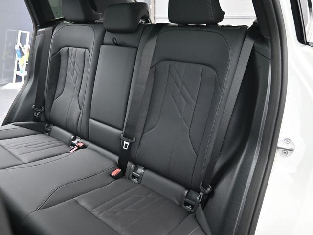 Photo of 2026 Alpine White BMW X3