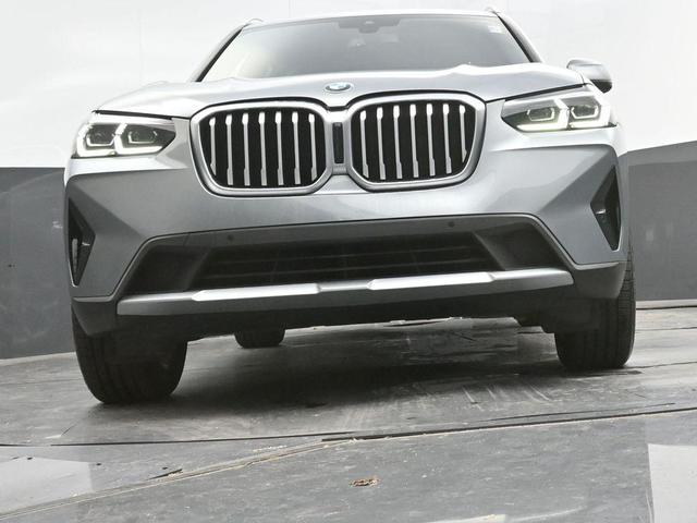 Photo of 2023 Skyscraper Gray Metallic BMW X3