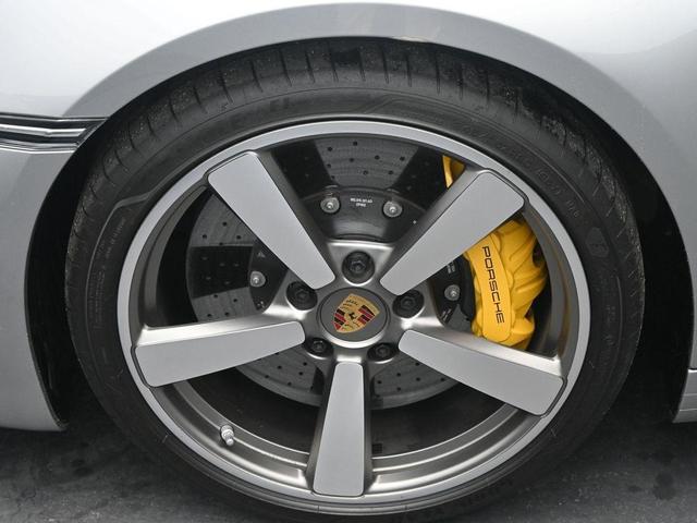 Photo of 2024 GT Silver Metallic Porsche 911