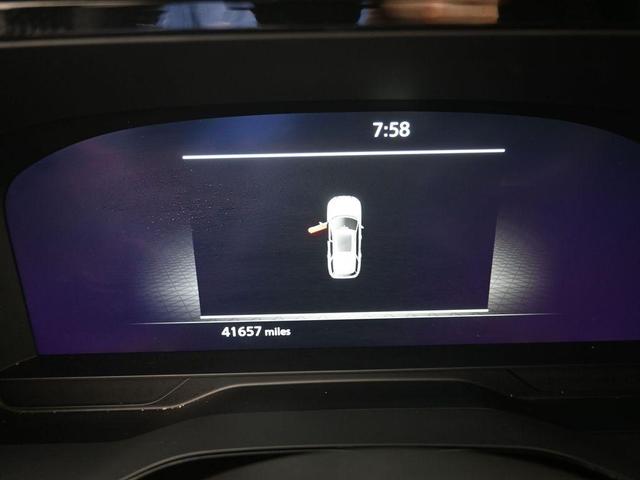 Photo of 2023 2 Tone Gray / Black Roof Nissan Pathfinder