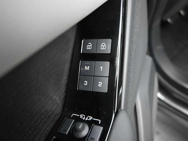 Photo of 2026 Carpathian Grey Land Rover Range Rover Velar
