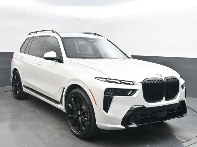 2023 BMW X7