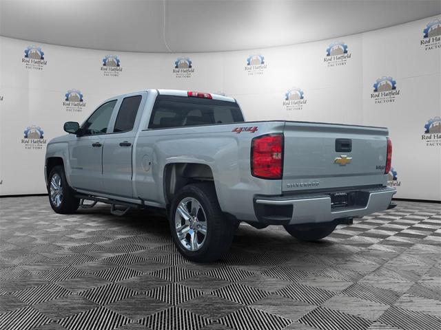 Photo of 2018 Silver Ice Metallic Chevrolet Silverado 1500