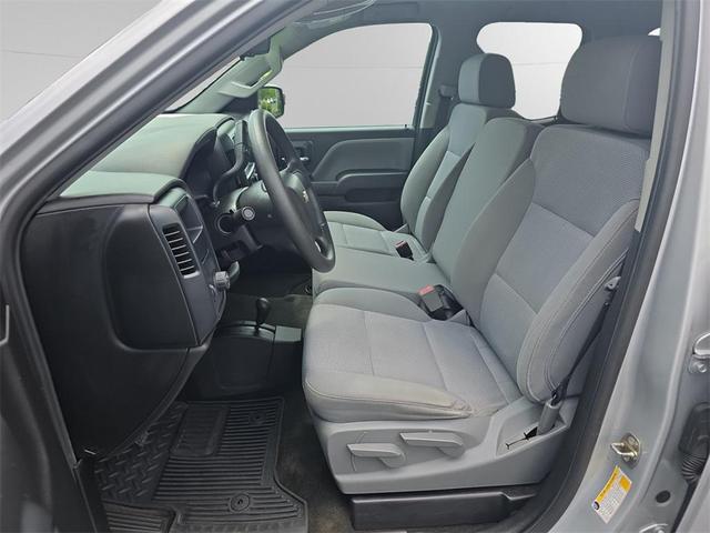 Photo of 2018 Silver Ice Metallic Chevrolet Silverado 1500