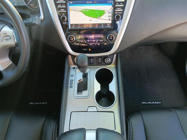 Photo of 2017 Pearl White Nissan Murano
