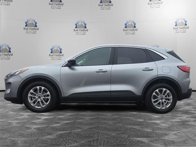 Photo of 2022 Silver Metallic Ford Escape
