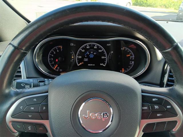 Photo of 2019 Velvet Red Pearlcoat Jeep Grand Cherokee