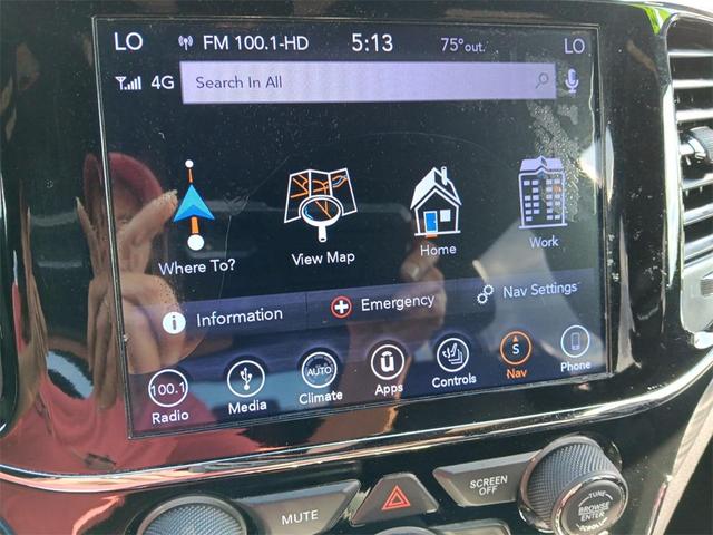 Photo of 2019 Velvet Red Pearlcoat Jeep Grand Cherokee