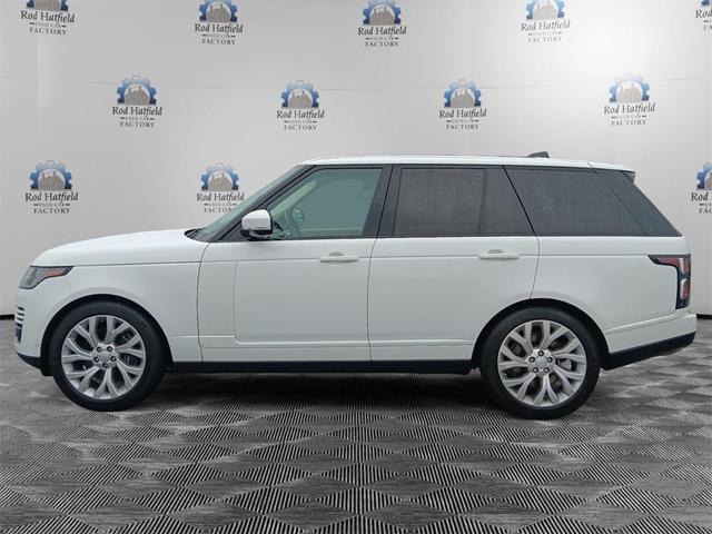 Photo of 2018 White Land Rover Range Rover