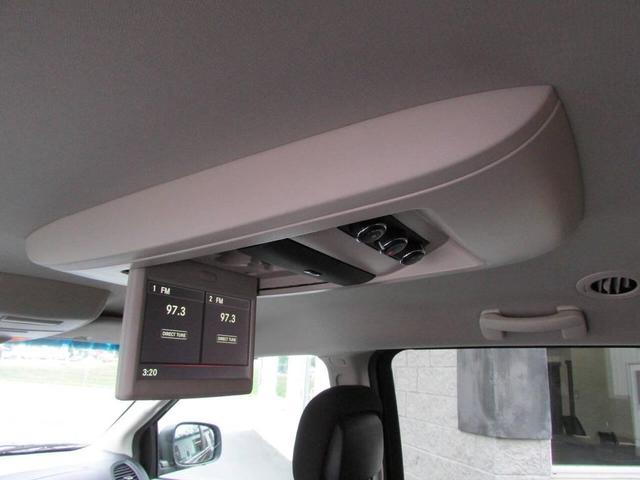 Photo of 2017 Black Dodge Grand Caravan