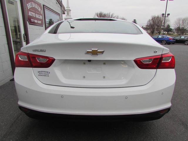Photo of 2024 White Chevrolet Malibu