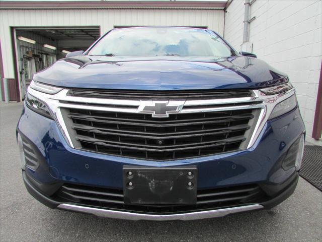 Photo of 2022 Blue Chevrolet Equinox