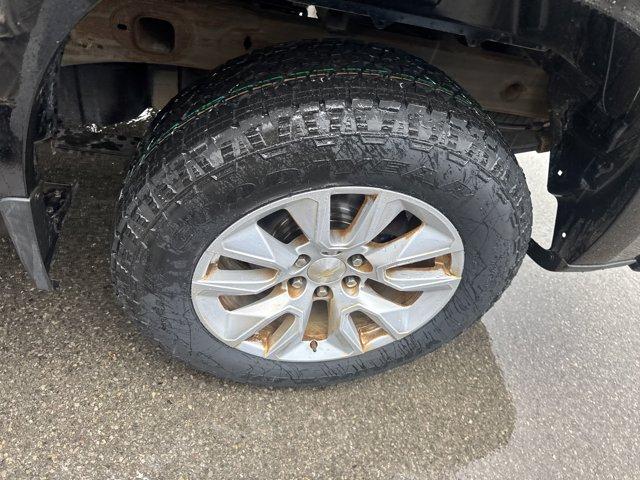 Photo of 2019 Black Chevrolet Silverado 1500
