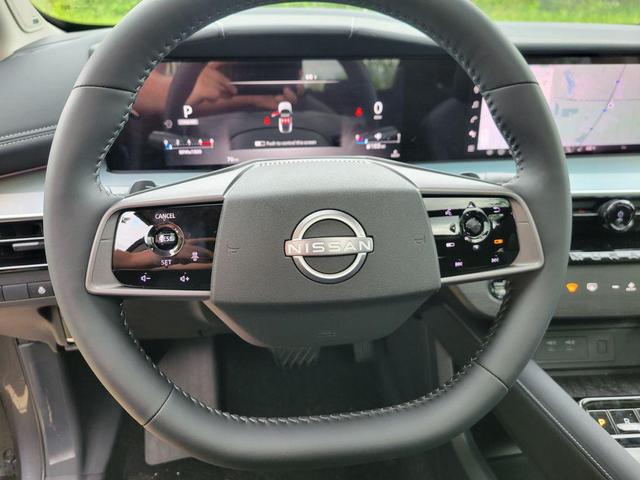 Photo of 2025 Gun Metallic Nissan Murano