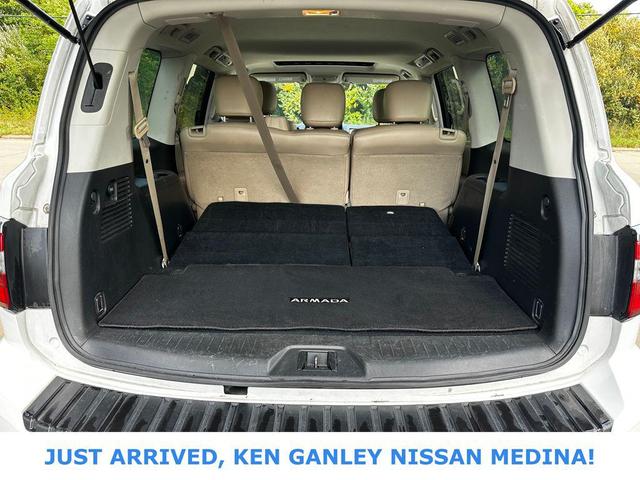 Photo of 2022 Aspen White TriCoat Pearl Nissan Armada