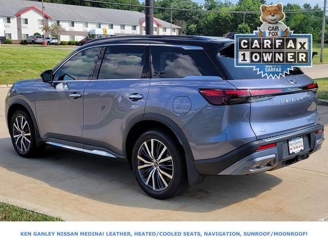 Photo of 2024 Moonbow Blue/Black Obsidian INFINITI QX60