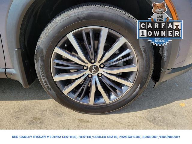 Photo of 2024 Moonbow Blue/Black Obsidian INFINITI QX60