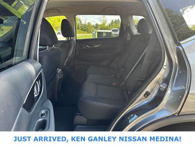 Photo of 2019 Gun Metallic Nissan Rogue