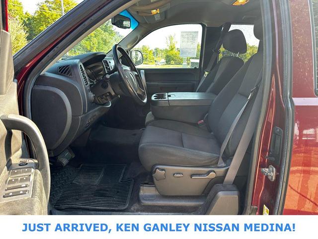 Photo of 2013 Red GMC Sierra 1500
