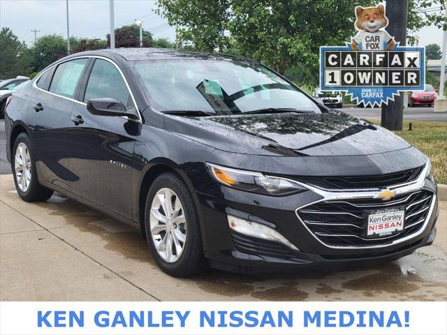 Photo of 2019 Mosaic Black Metallic Chevrolet Malibu
