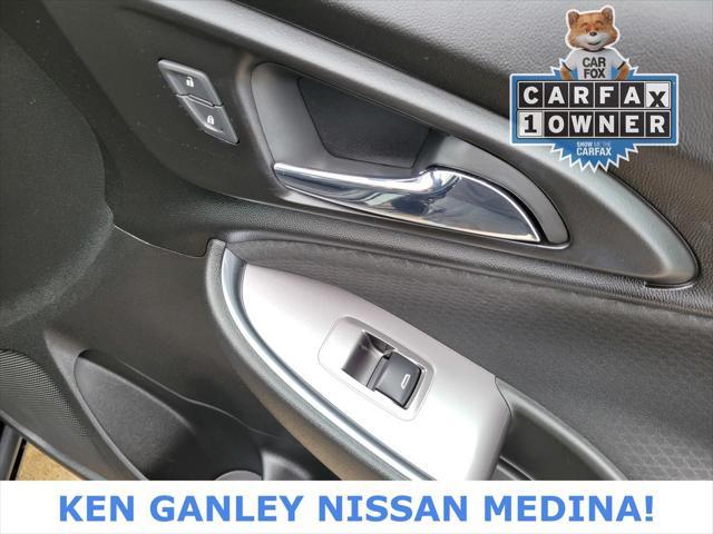 Photo of 2019 Mosaic Black Metallic Chevrolet Malibu