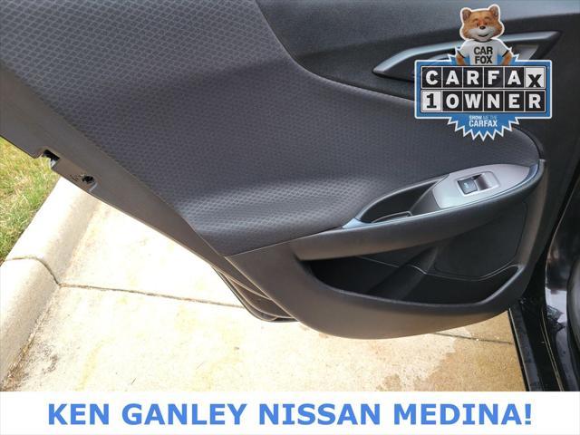 Photo of 2019 Mosaic Black Metallic Chevrolet Malibu