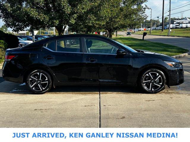 Photo of 2024 Super Black Nissan Sentra