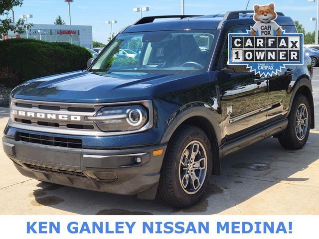 Photo of 2022 Alto Blue Metallic Tinted Clearcoat Ford Bronco Sport