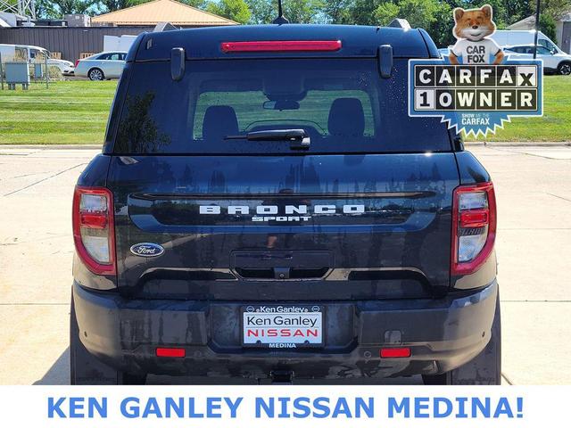 Photo of 2022 Alto Blue Metallic Tinted Clearcoat Ford Bronco Sport