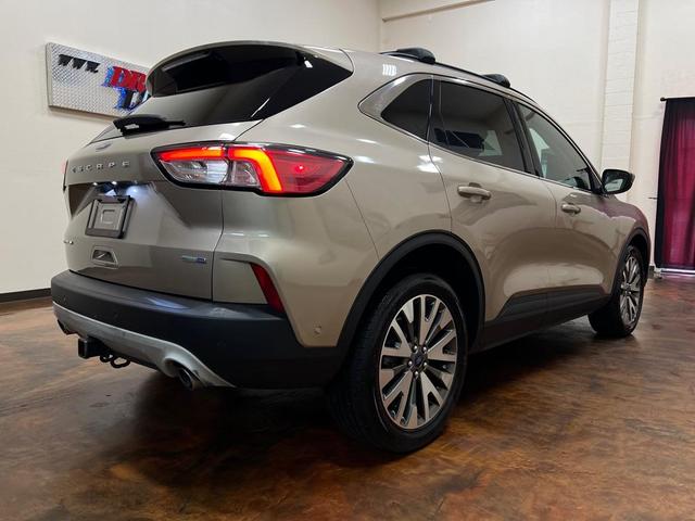Photo of 2020 Brown Ford Escape