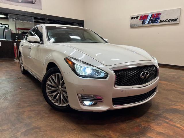 2016 Infiniti Q70L